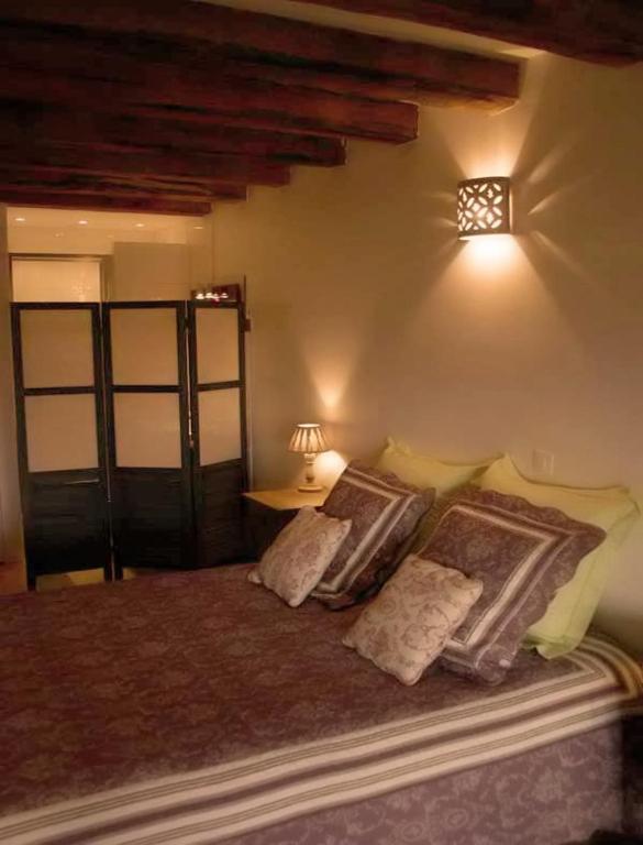 La Grange Aux Loirs B&B Courtioux Oda fotoğraf